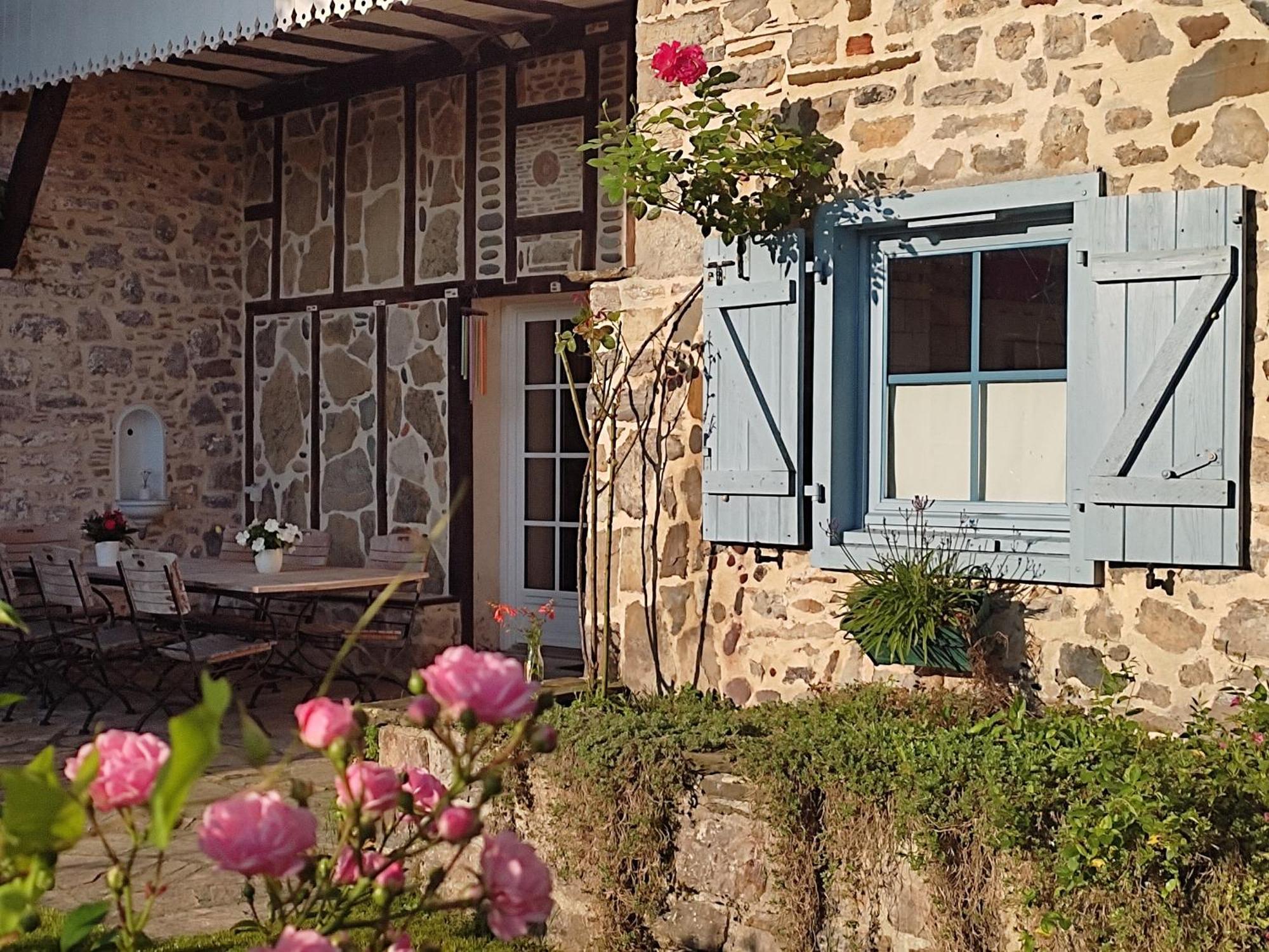 B&B Amphitryon Oloron-Sainte-Marie Buitenkant foto