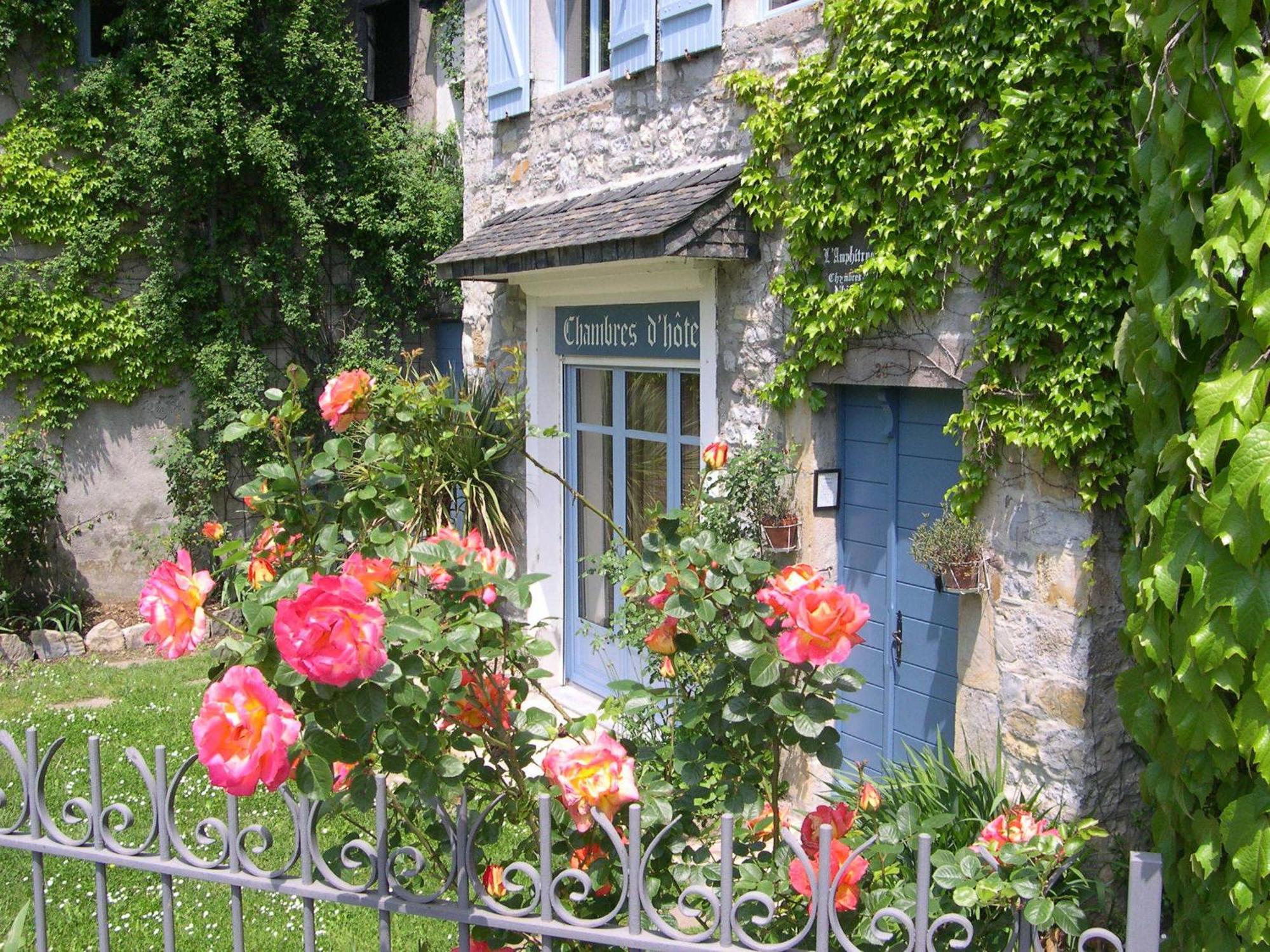 B&B Amphitryon Oloron-Sainte-Marie Buitenkant foto